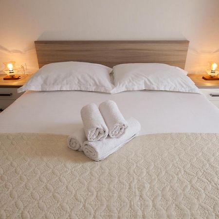 Eni Apartments Бол Экстерьер фото