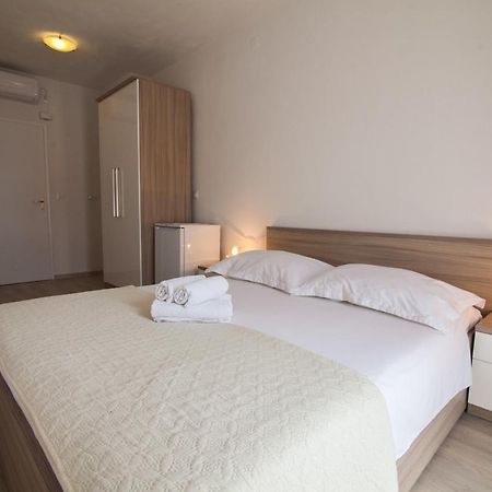 Eni Apartments Бол Экстерьер фото
