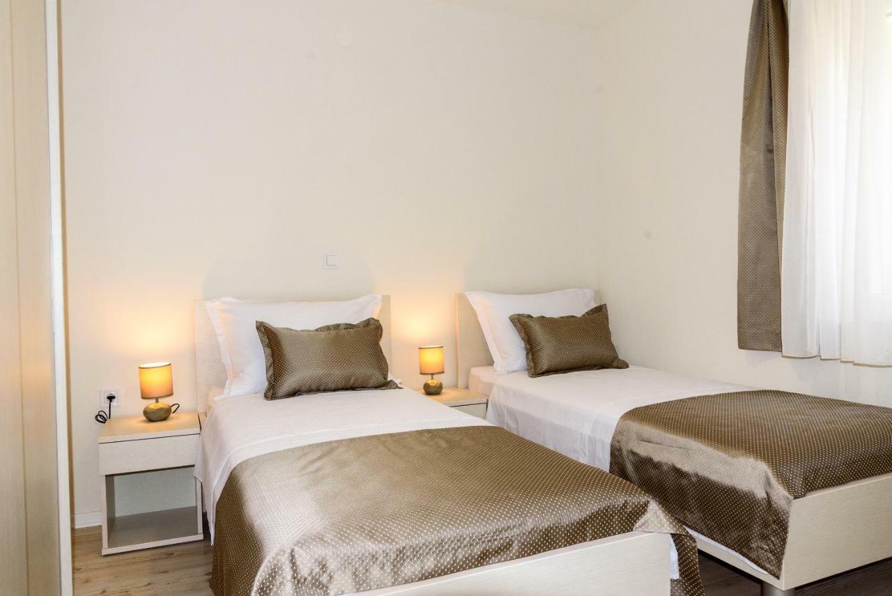 Eni Apartments Бол Экстерьер фото